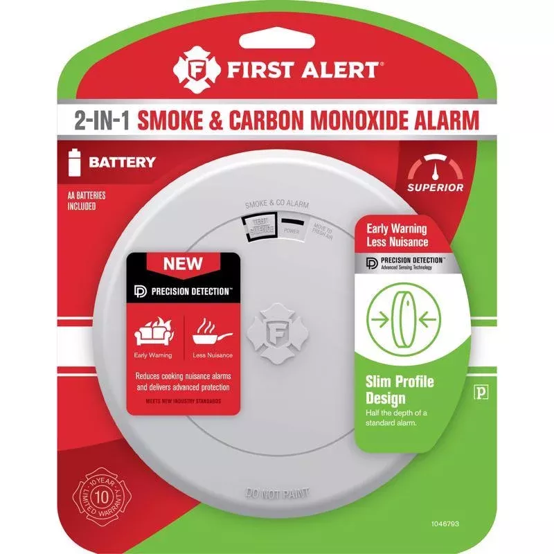 First Alert Slim Battery-Powered Photoelectric Smoke and Carbon